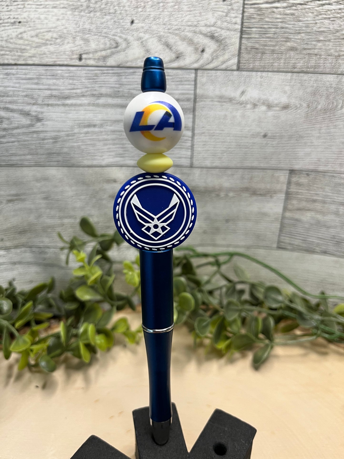 Rams Airforce Pen